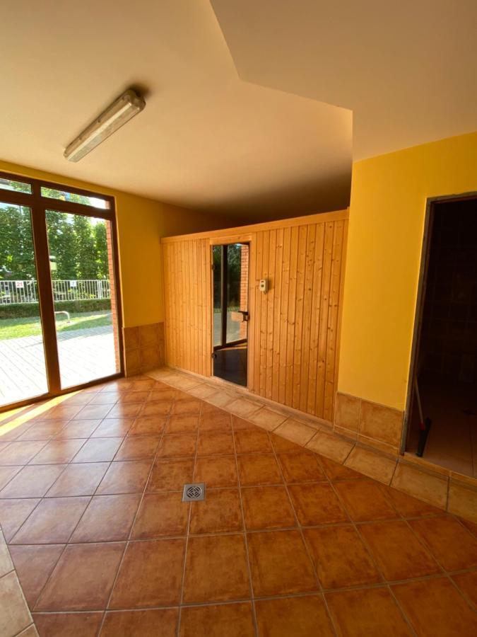 Dorina Wellness Apartman Шіофок Екстер'єр фото