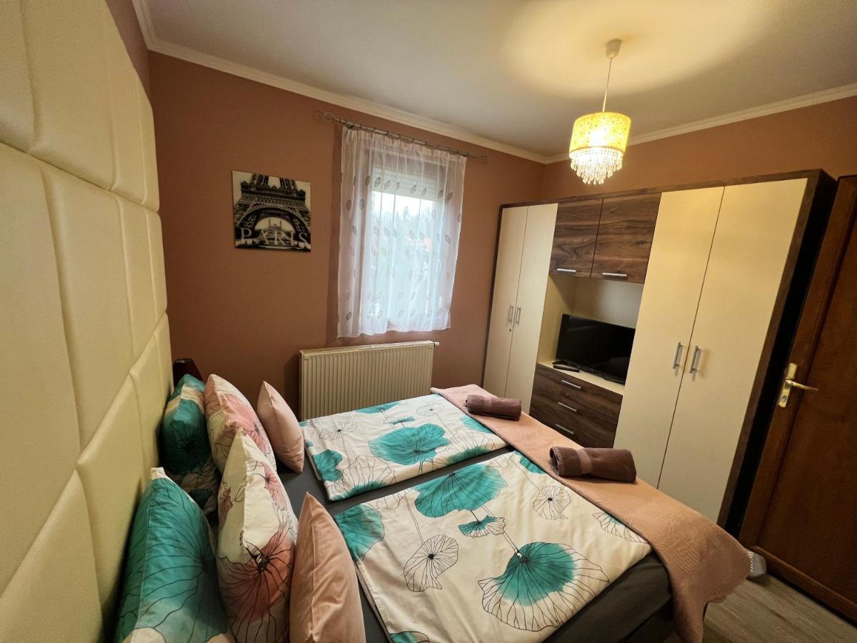 Dorina Wellness Apartman Шіофок Екстер'єр фото