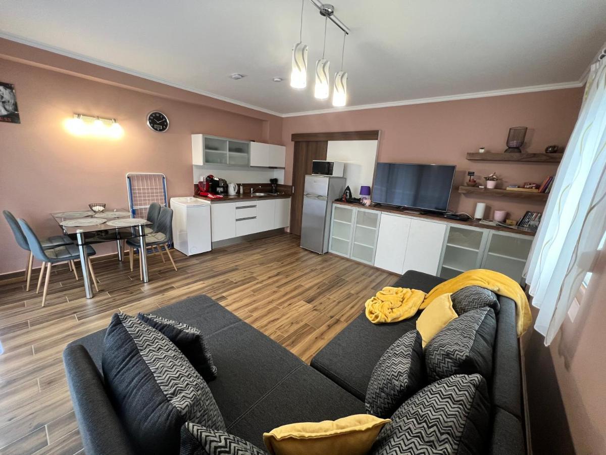 Dorina Wellness Apartman Шіофок Екстер'єр фото