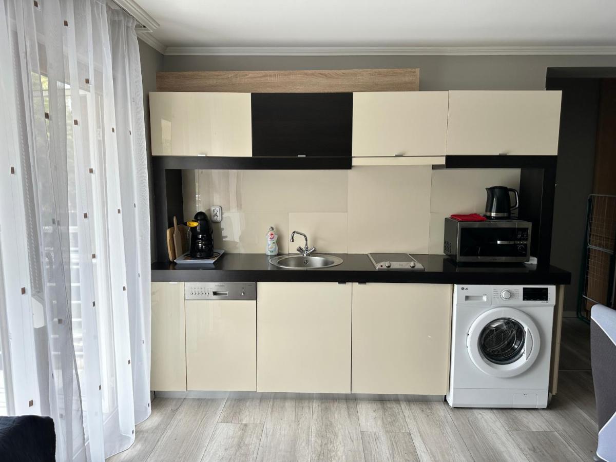 Dorina Wellness Apartman Шіофок Екстер'єр фото